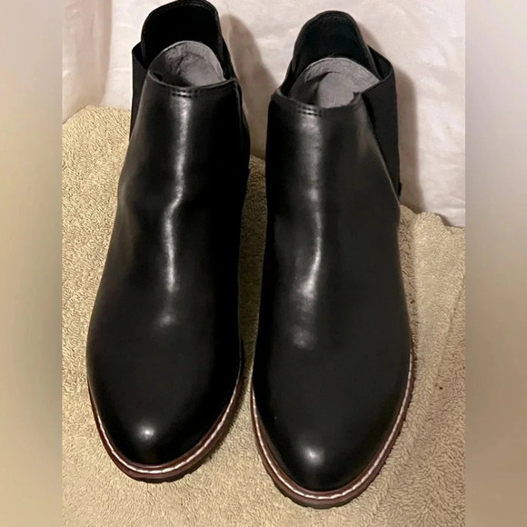 NWOT Cynthia Rowley Ankle Boots Black Leather Womens Sz 9 - Picture 5 of 8